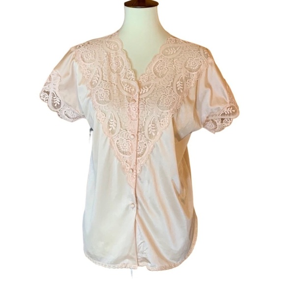 Vintage Olga nylon and lace pajama top / bed jacket Nude Size Small - Picture 1 of 10